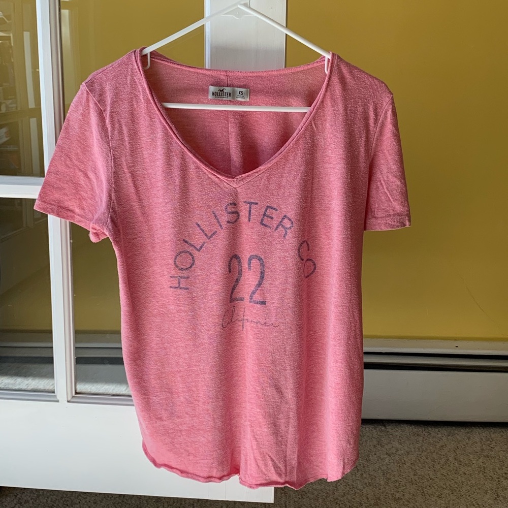 Hollister pink oversized v-neck T-shirt